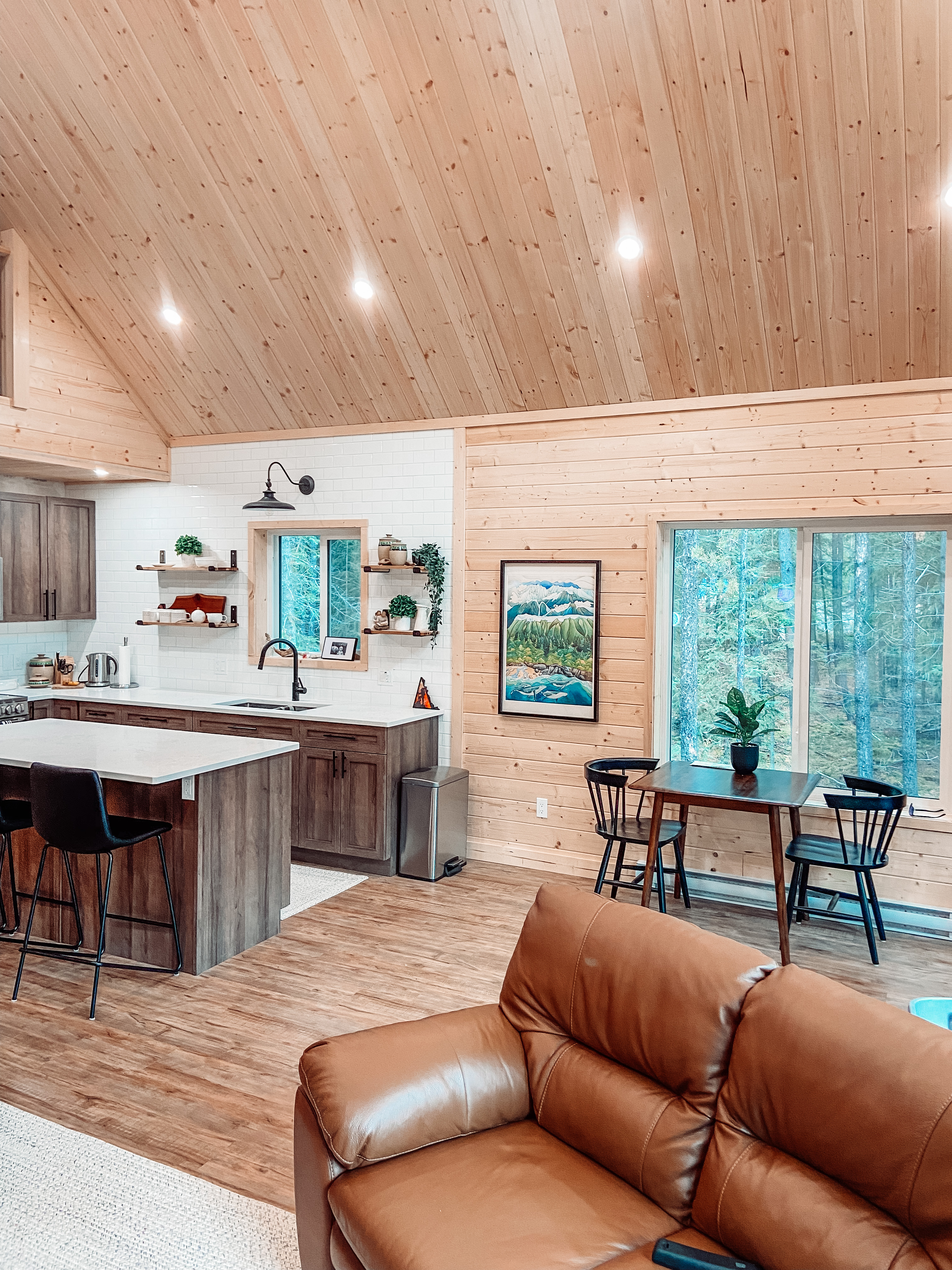 KNOTTY PINE HOMES